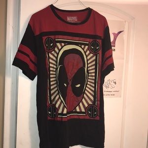 Men’s/Woman’s XL Deadpool Shirt